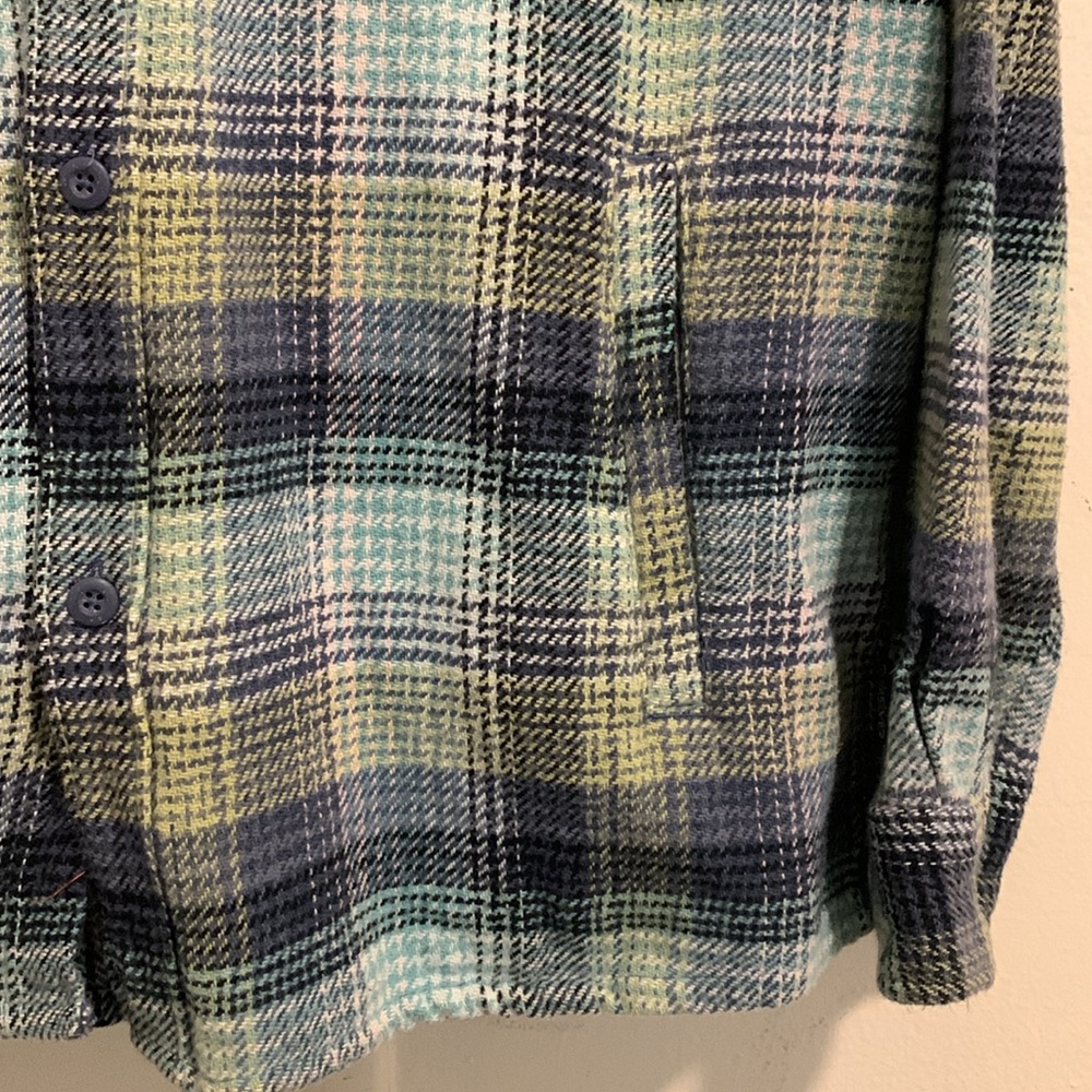 ⚡️Men’s quicksilver hooded flannel! NWT - Picture 4 of 5